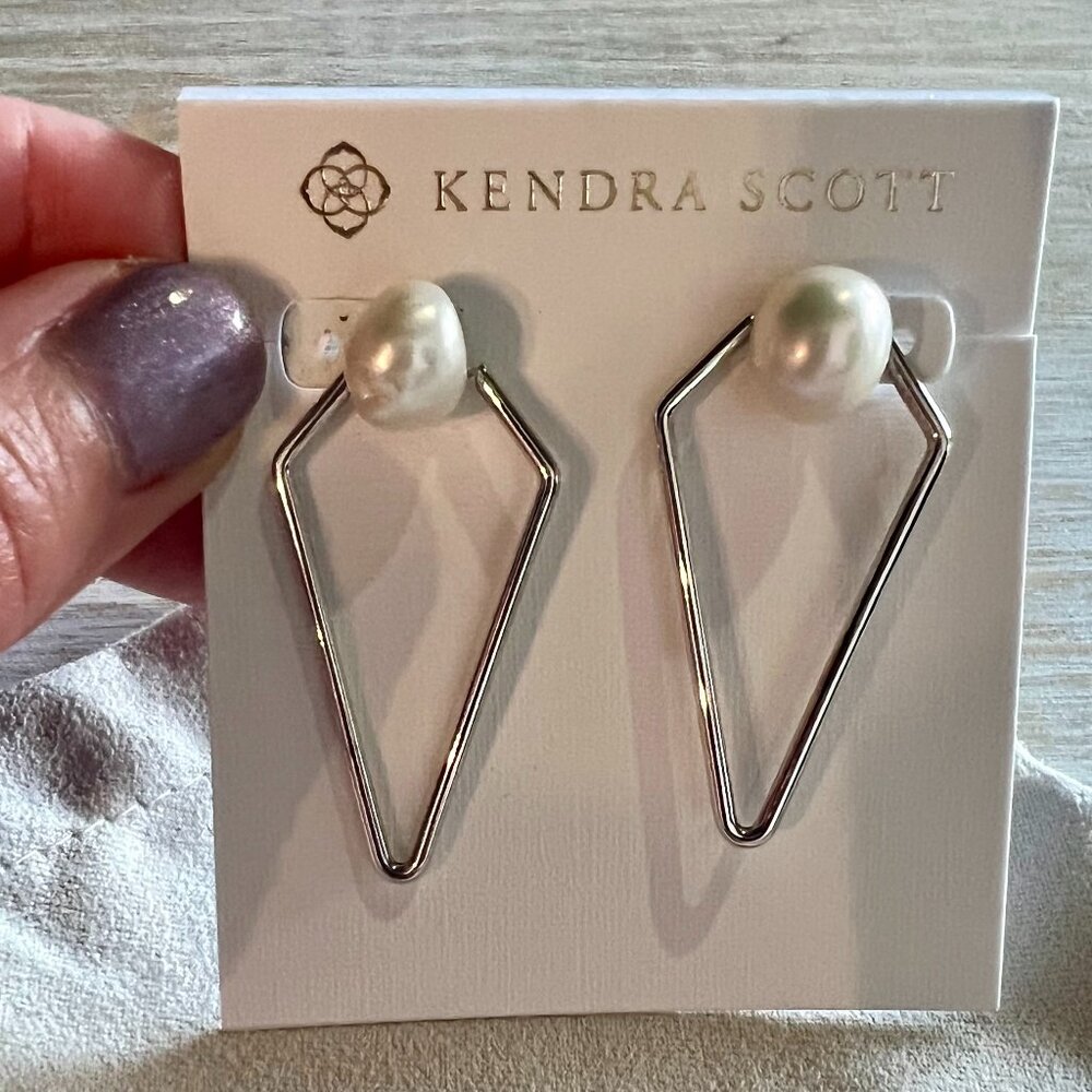 Kendra Scott Demi Stud Pearl Open Frame Earrings in Silver Tone